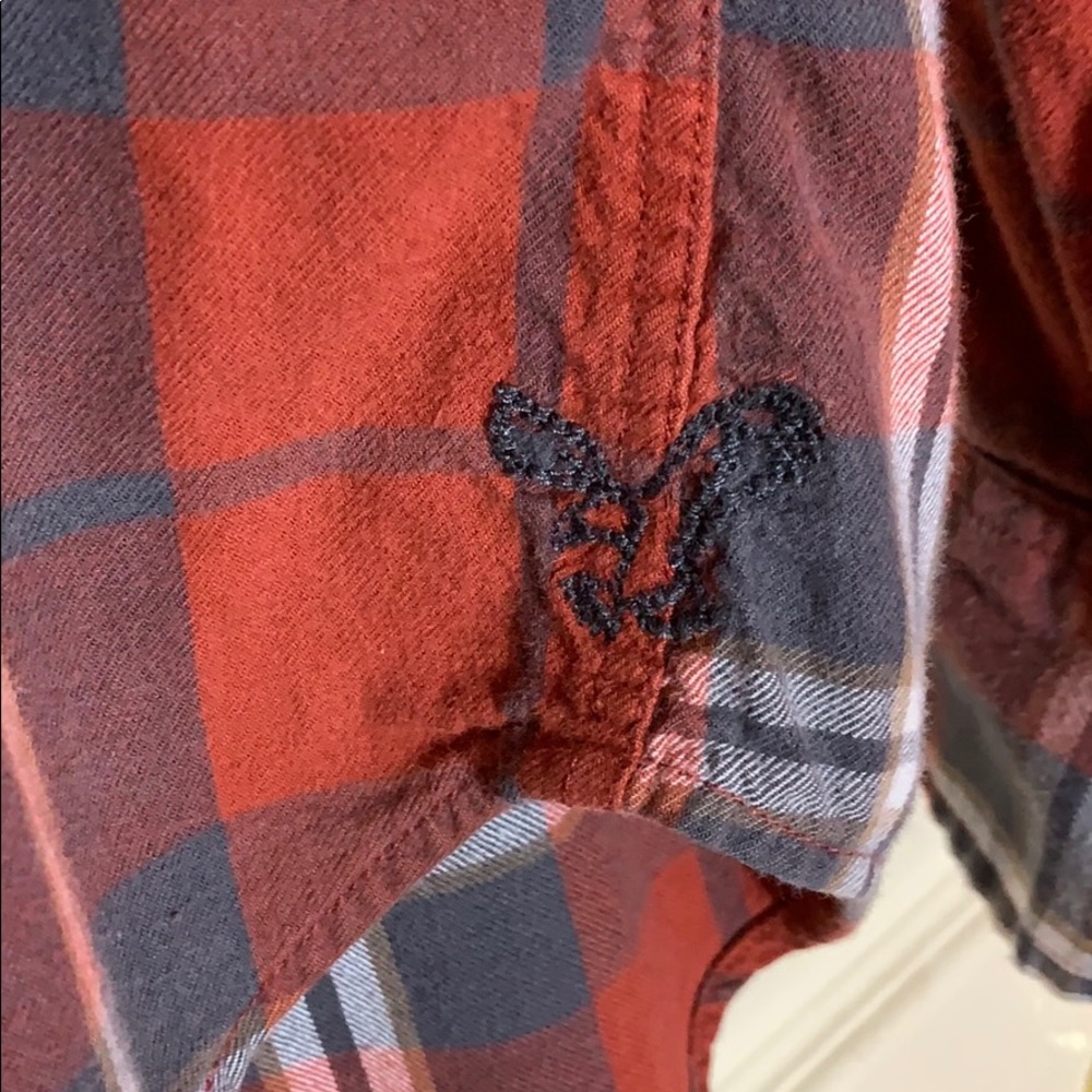 Shirt - Picture 2 of 4